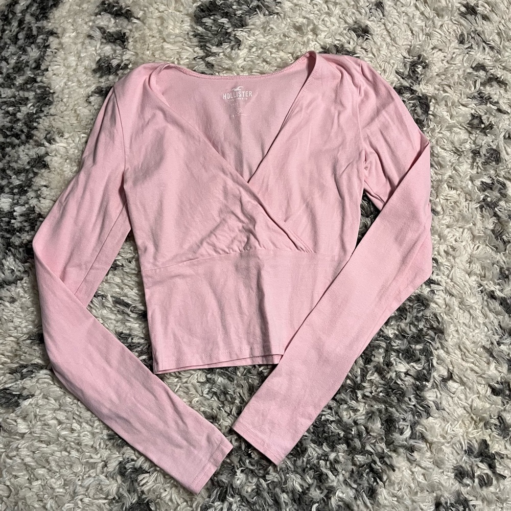 Hollister Baby tee size XSmall